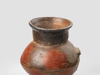 Ame Ker 80  Ame Ker 80, Mexiko, Oaxaca, Zapoteken, Klassische Periode, Monte Albán III-IV, ca. 600-1250 n. Chr., Gefäß, Ton, H 13,9 cm, Dm Bauch 13,2 cm, Dm Mündung 9,6 cm : Museumsfoto: Claus Cordes, Bestandskatalog Ethnologie